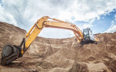 挖掘機施工圖鑒 工程機械之力與美的視覺檔案